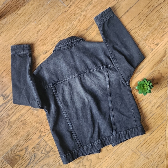 Girls' Zara distressed black jean jacket. Size 13-14. Some discoloring in photos - Picture 2 of 5